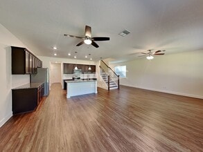 1889 Silver Point in Middleburg, FL - Foto de edificio - Building Photo