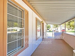 1300 W Basin Ave in Pahrump, NV - Building Photo - Building Photo