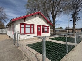 1345 Cornell Ave in Lovelock, NV - Building Photo