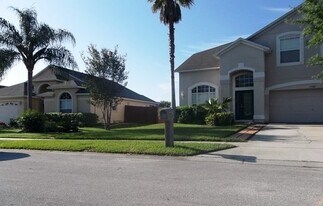 1708 Tealbriar Ave in Oviedo, FL - Building Photo