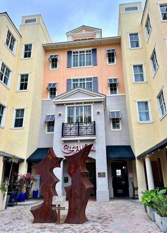 200 NE 2nd Ave in Delray Beach, FL - Building Photo - Building Photo