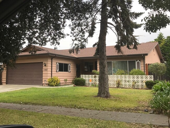 property at 1362 Park Pleasant Cir