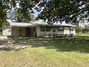 1154 FM 1395 in Edgewood, TX - Building Photo - Building Photo