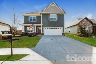 2043 Shafer Dr in Murfreesboro, TN - Building Photo