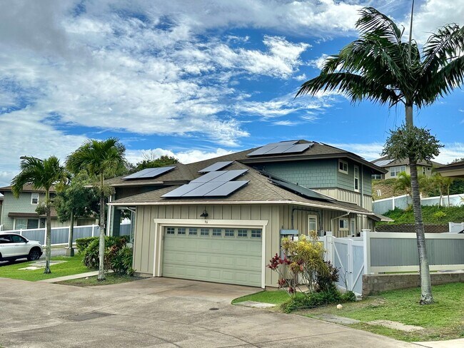 96 Maka Hou Loop in Wailuku, HI - Foto de edificio - Building Photo