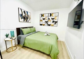 2723 SW 13th St in Miami, FL - Building Photo