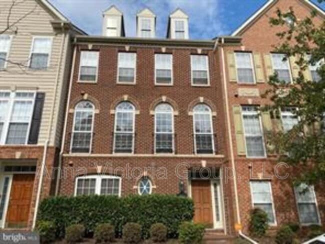 property at 15808 Buxton Pl