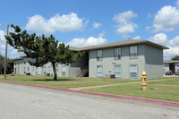 9 East in Okmulgee, OK - Building Photo - Building Photo