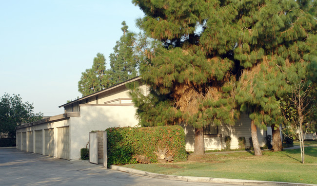 4820-4830 Jackson St in Riverside, CA - Building Photo - Building Photo