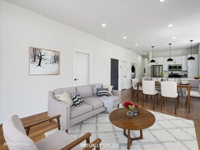 1633 N Francisco Ave in Chicago, IL - Building Photo - Building Photo