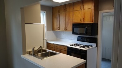 901 1st St N in Casselton, ND - Building Photo - Building Photo