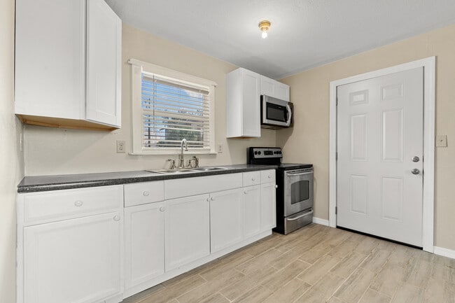 402 S Franklin St in Sebring, FL - Building Photo - Building Photo