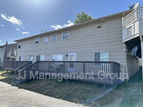 1231 2nd St in Cheney, WA - Building Photo - Building Photo