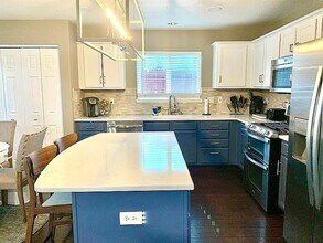 905 Calle Myriam Dr in Sparks, NV - Building Photo - Building Photo