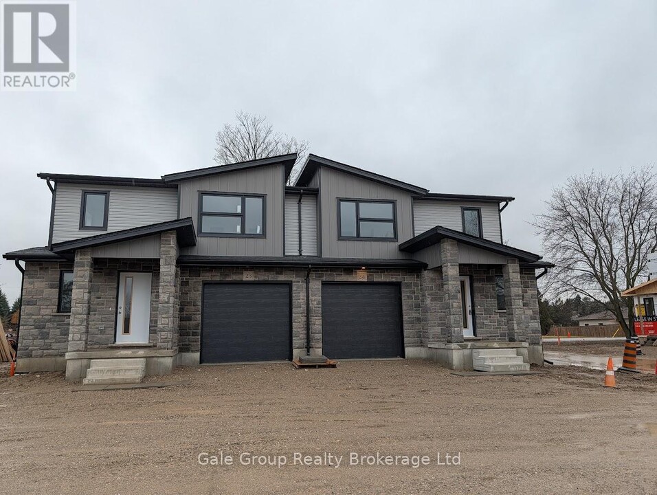 231 Pittock Park Rd in Woodstock, ON - Building Photo