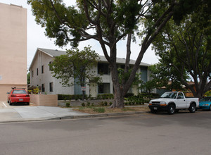 1948 Emerald St in San Diego, CA - Building Photo - Building Photo