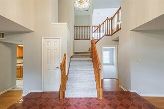 10218 Hedge Way Dr in Houston, TX - Building Photo - Building Photo