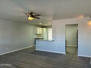 10530 W Hope Dr in Sun City, AZ - Building Photo - Building Photo