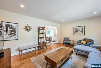 35 Giles Rd in Harrington Park, NJ - Building Photo - Building Photo