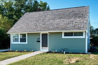 536 Wayne Dr in Fairborn, OH - Building Photo - Building Photo
