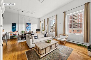 331 Greenwich St in New York, NY - Building Photo