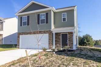 327 Everleigh Cir in Jefferson City, TN - Building Photo - Building Photo