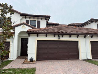 7805 Bristol Cir in Naples, FL - Building Photo