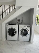 7123 SW 115th Pl in Miami, FL - Building Photo - Building Photo