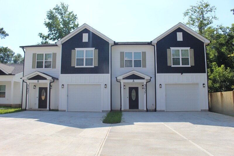 3637 Guess Rd in Durham, NC - Building Photo