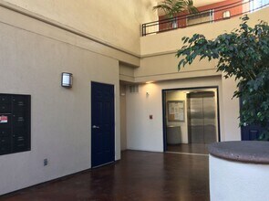 235 Market St in San Diego, CA - Building Photo - Building Photo