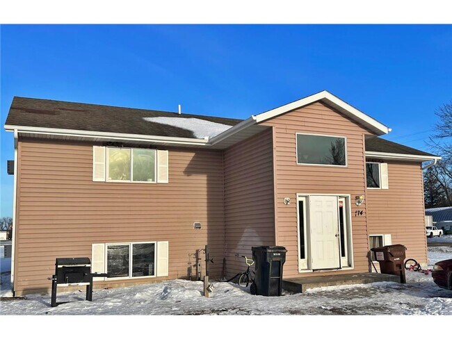 174 Main St, Unit 1B