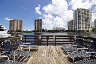 Aventura Yacht Club in Aventura, FL - Building Photo - Building Photo