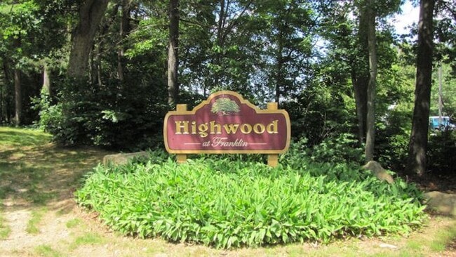 183 Highwood Dr. in Franklin, MA - Building Photo - Building Photo