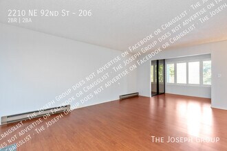 2210 NE 92nd St in Seattle, WA - Building Photo - Building Photo