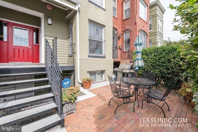 207 R St NW in Washington, DC - Building Photo - Building Photo