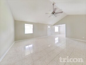 2663 Kenwood Dr E in Jacksonville, FL - Building Photo - Building Photo