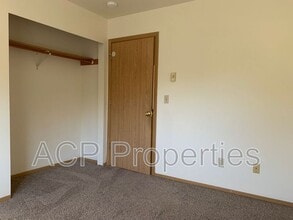 2332 Happy Ct in Bellingham, WA - Building Photo - Building Photo