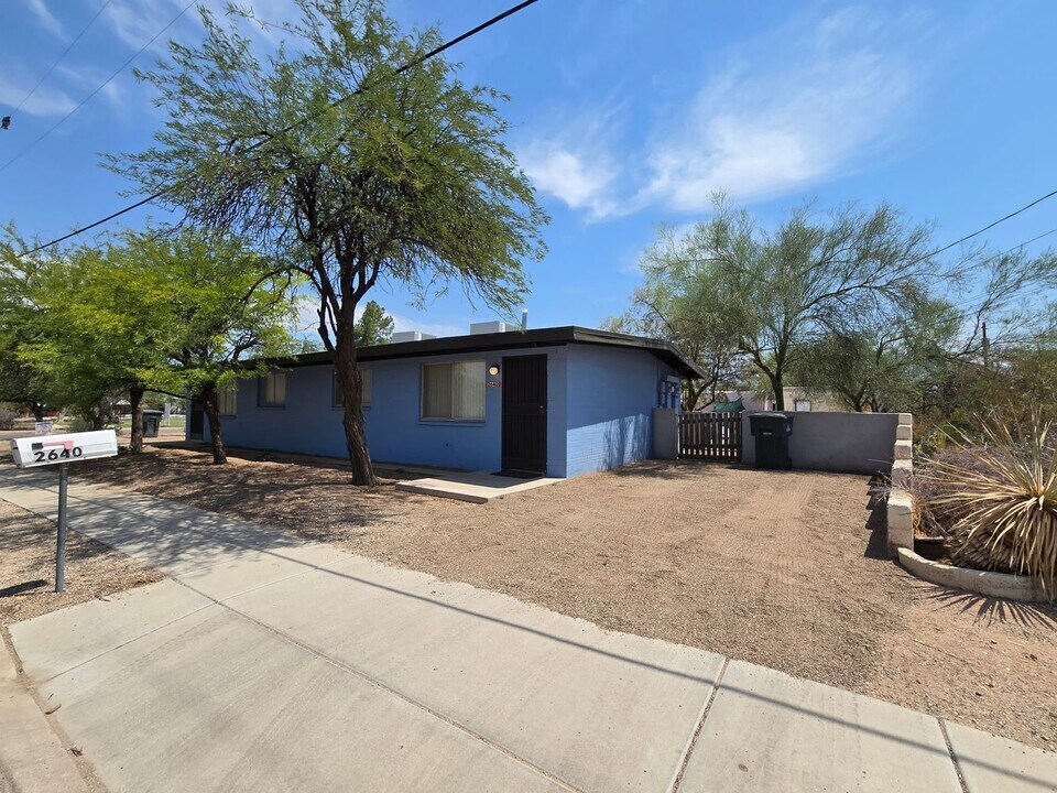 2640-2642 N Santa Rita Ave in Tucson, AZ - Building Photo