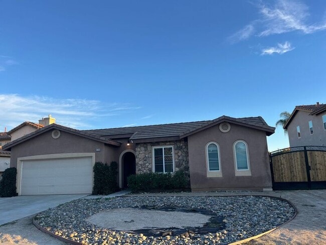 35108 Via Santa Catalina in Winchester, CA - Building Photo - Building Photo