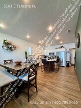 8143 E Tencate Pl in Sioux Falls, SD - Building Photo - Building Photo