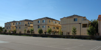 2052-2066 Artesia Blvd Apartments