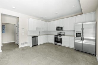 2290 W Tarleton St in Stephenville, TX - Foto de edificio - Building Photo