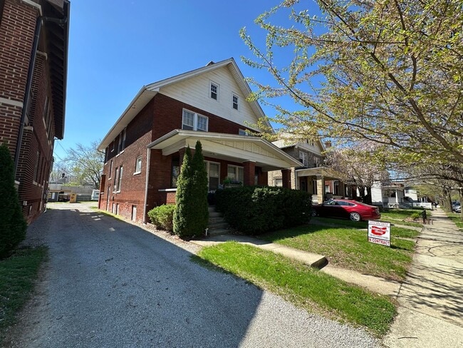 273 Thurman Ave in Columbus, OH - Foto de edificio - Building Photo