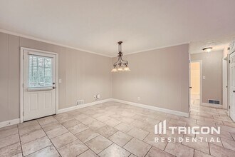 185 Sequoyah Dr in Alpharetta, GA - Foto de edificio - Building Photo
