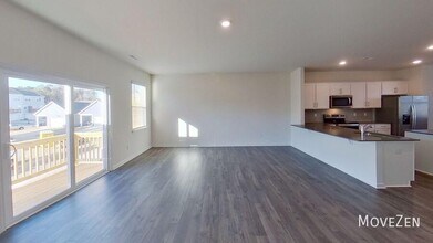 720 Lucky Clover Wy in Fuquay Varina, NC - Building Photo - Building Photo