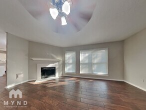 275 Indian Falls S in Montgomery, TX - Building Photo - Building Photo