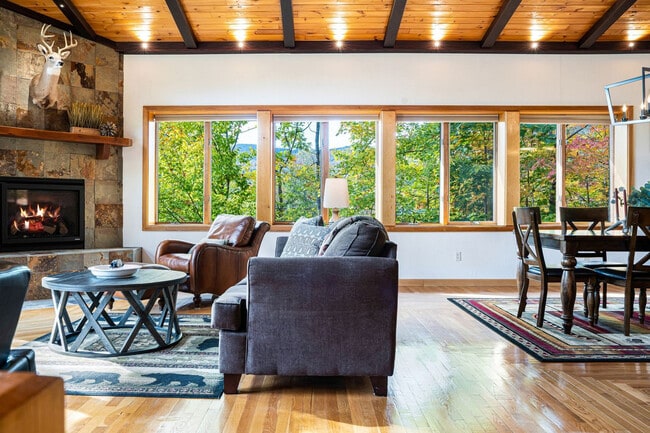 property at 99 Mittenwald Strasse