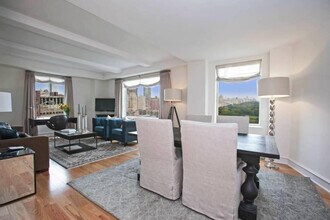 160 Central Park S in New York, NY - Building Photo - Building Photo