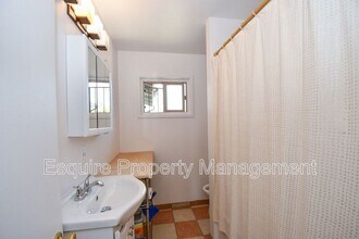 1334 Sevilla St in Camarillo, CA - Building Photo - Building Photo
