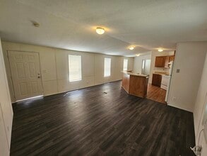 1225 Osteen St in Vidor, TX - Building Photo - Building Photo